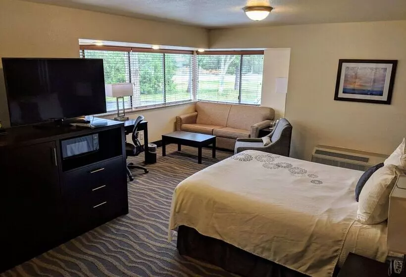 ホテル Best Western Plus Edmonds Harbor Inn