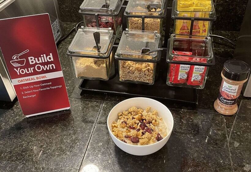 酒店 Best Western Plus Edmonds Harbor Inn