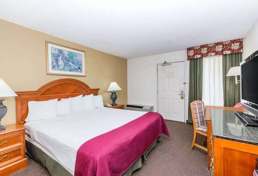 酒店 Days Inn By Wyndham West Des Moines   Clive