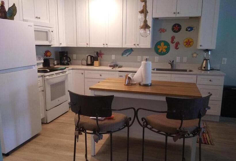 Hôtel Executive Keys Condominiums On The Beach