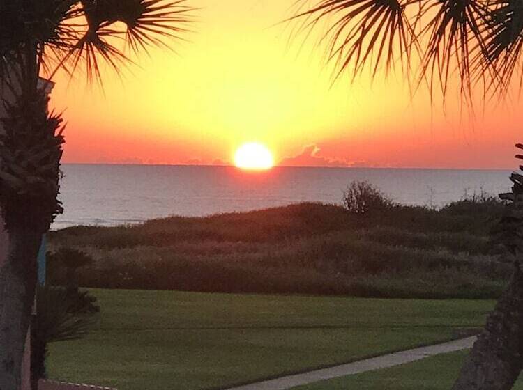 Hôtel Executive Keys Condominiums On The Beach