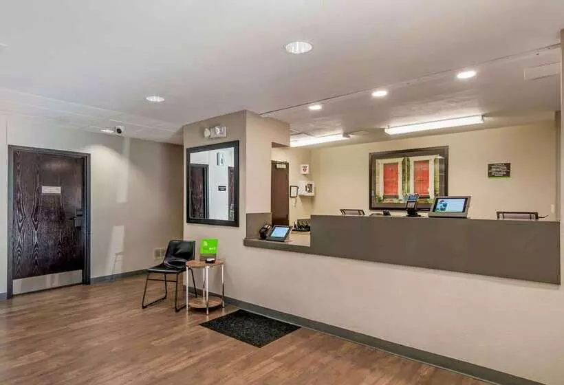 호텔 Extended Stay America Suites  Kansas City  Overland Park  Quivira Rd