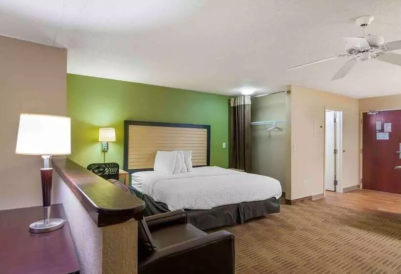 호텔 Extended Stay America Suites  Kansas City  Overland Park  Quivira Rd