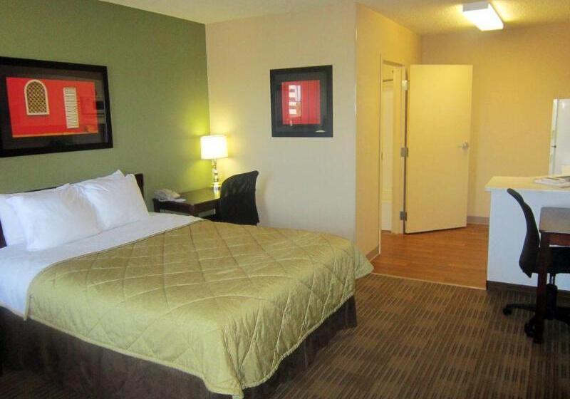 בית מלון כפרי Extended Stay America Suites  Sacramento  Arden Way