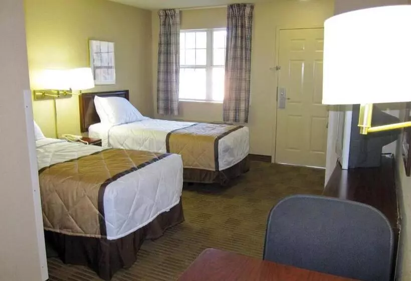 هتل Extended Stay America Suites   St Louis   Westport   E Lackland Rd