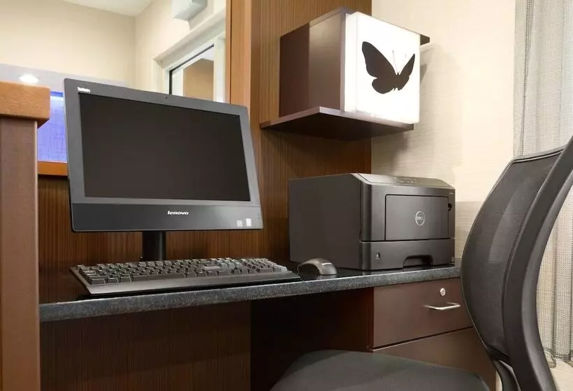 Hotel Dubuque Inn & Suites