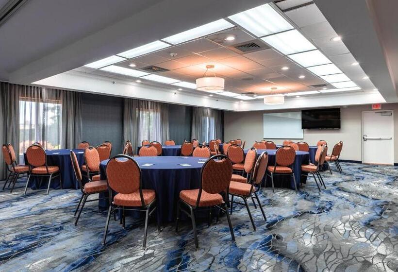 هتل Fairfield Inn By Marriott Evansville West