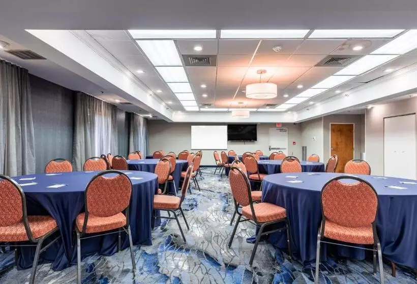 Отель Fairfield Inn By Marriott Evansville West