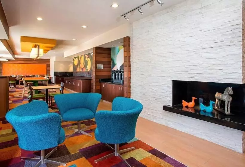 Отель Fairfield Inn & Suites Cheyenne