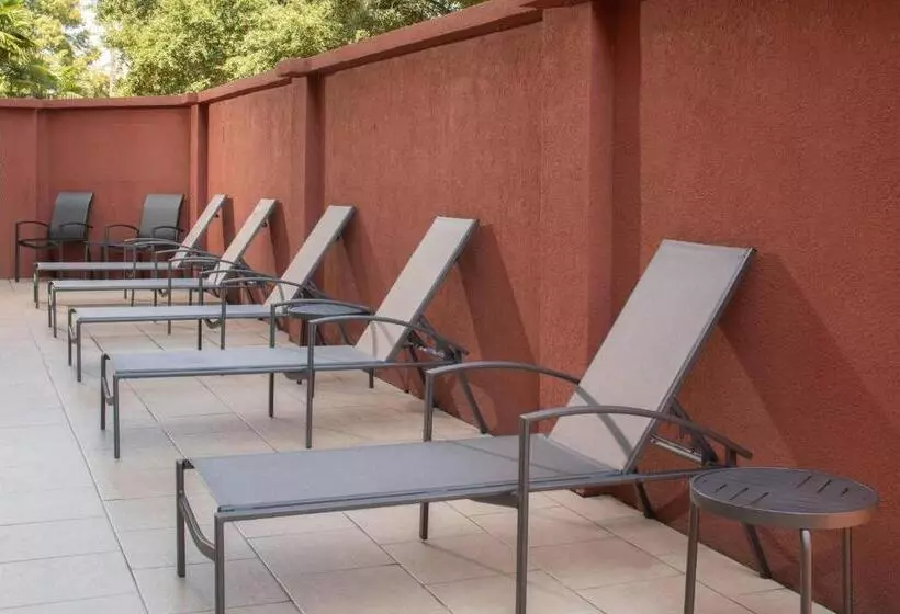 هتل Fairfield Inn & Suites Lafayette I10