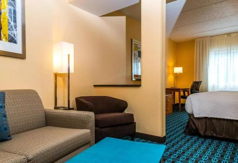 هتل Fairfield Inn & Suites By Marriott Nashville At Opryland