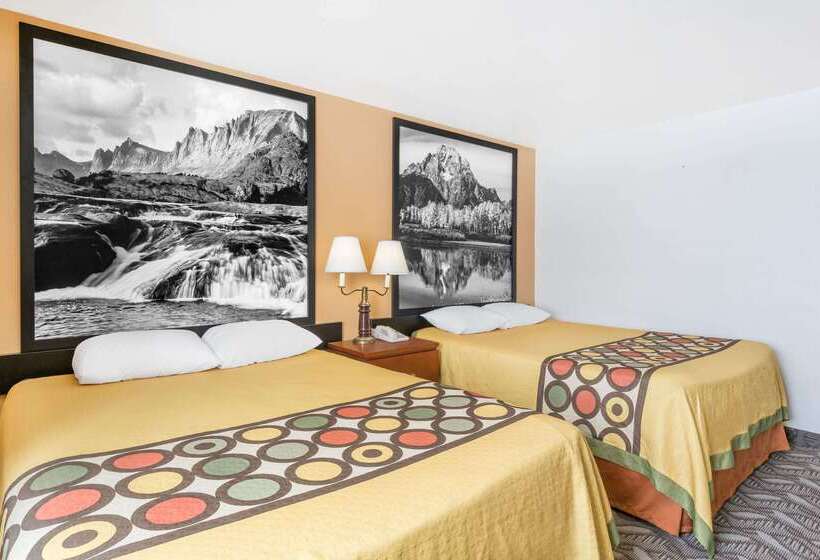 فندق Super 8 By Wyndham Diamondville Kemmerer