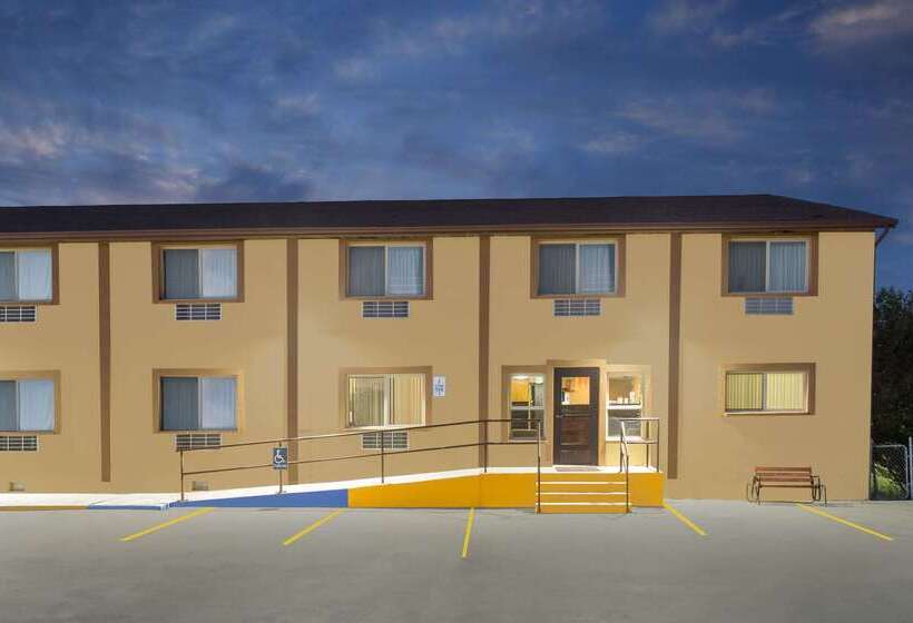 فندق Super 8 By Wyndham Diamondville Kemmerer