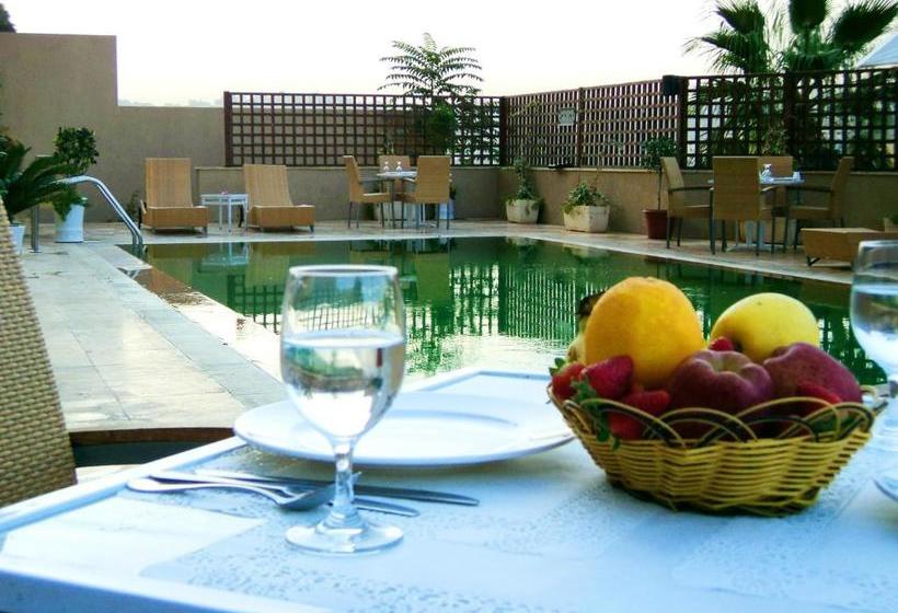 هتل Burda 41  & Suites