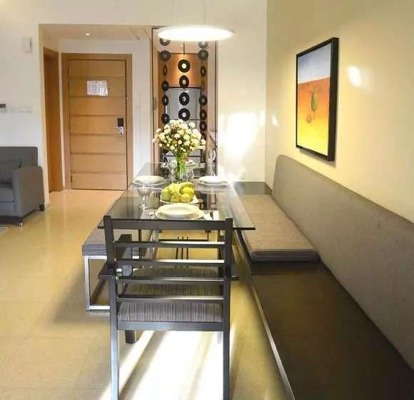 هتل Burda 41  & Suites