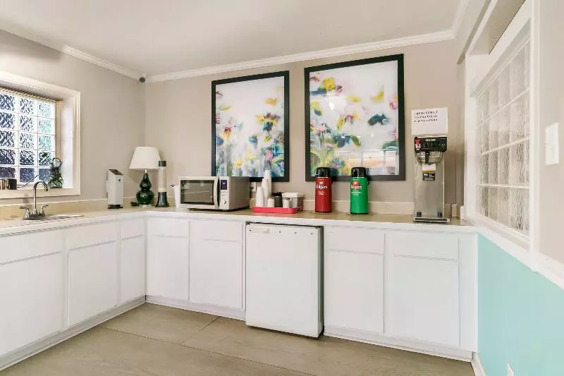 مُتل Oyo  Myrtle Beach Kings Hwy