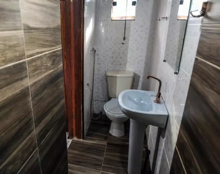 ペンション Pousada E Restaurante Amazonia