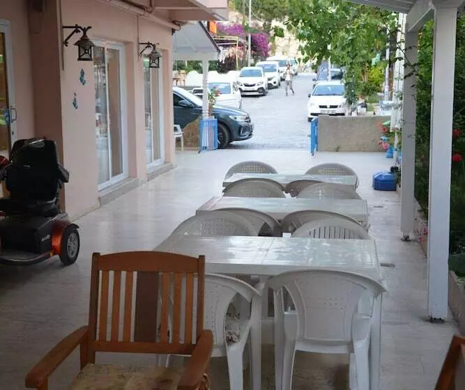 Ayhan Otel