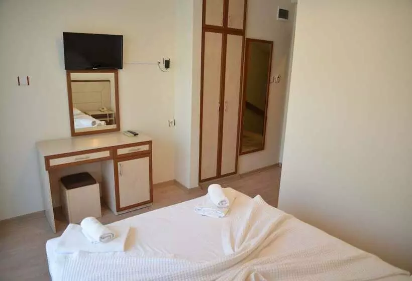 Ayhan Otel