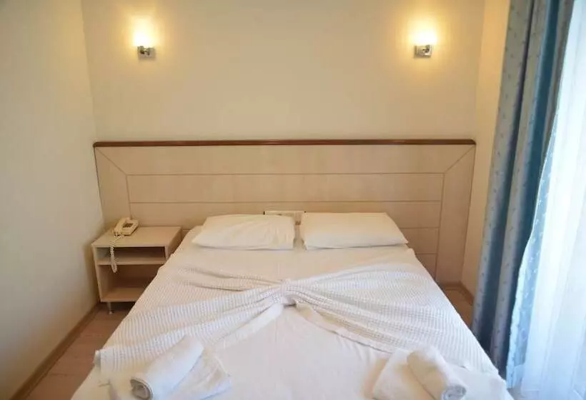 Ayhan Otel