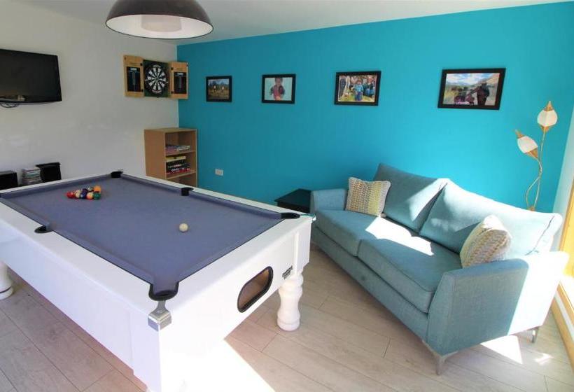 צימר Inverness House