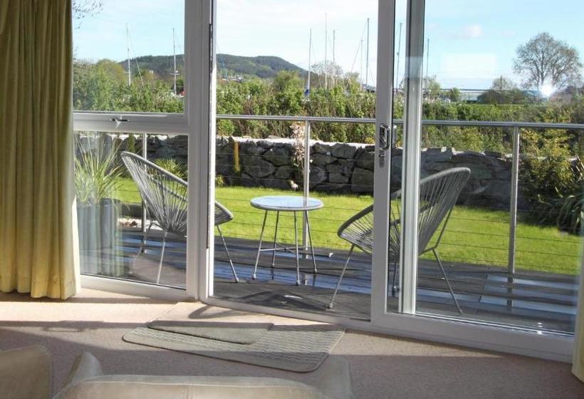 צימר Inverness House