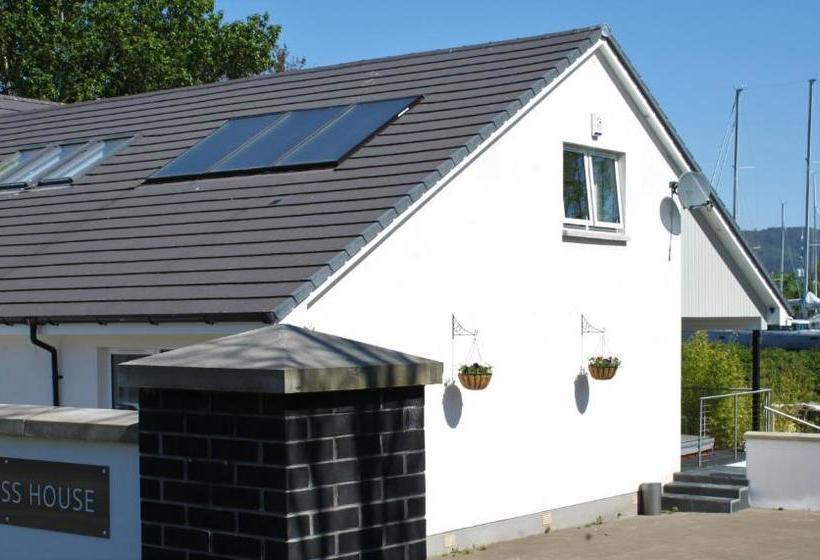 צימר Inverness House