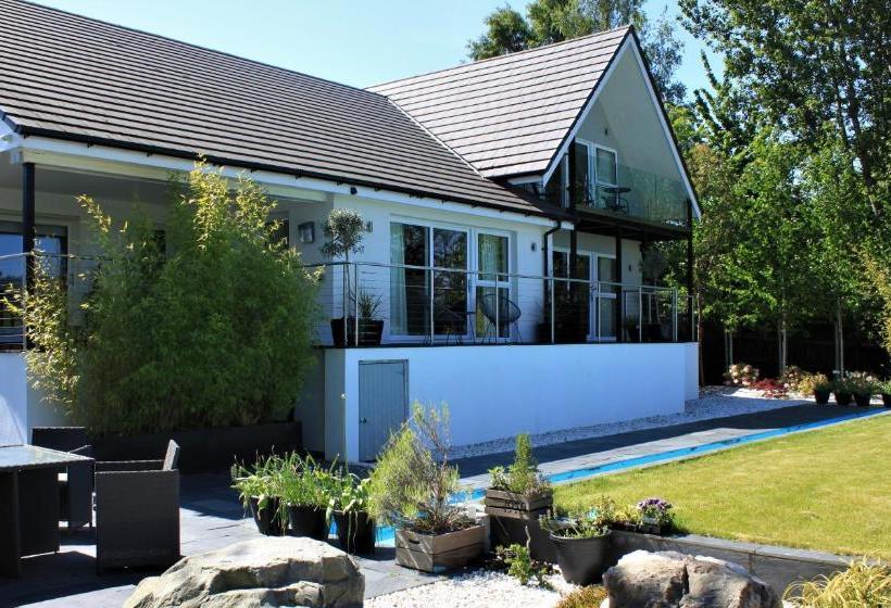 צימר Inverness House