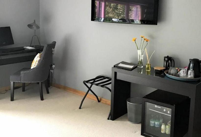 צימר Inverness House