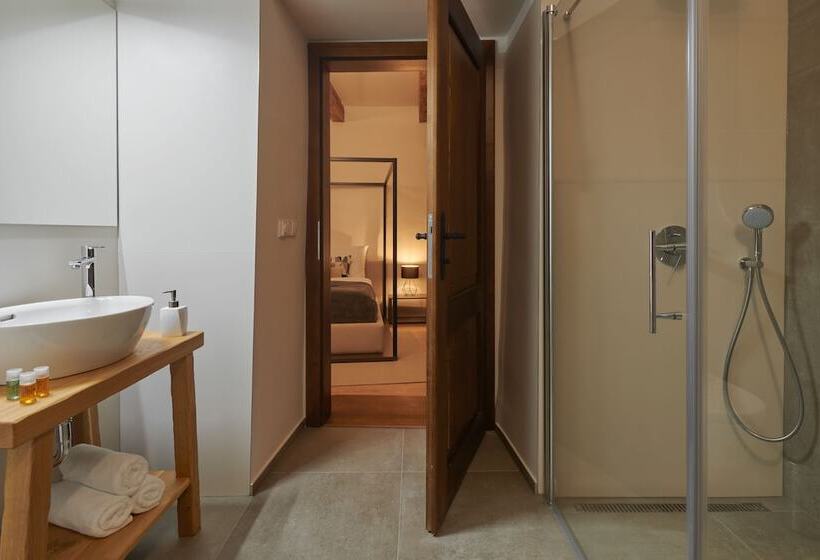 مبيت وإفطار Pension Kristian