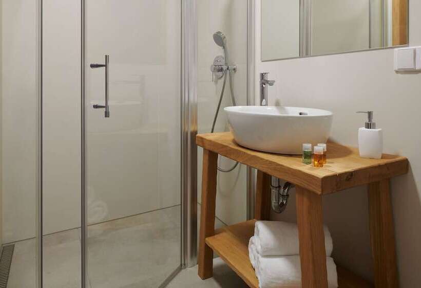 مبيت وإفطار Pension Kristian