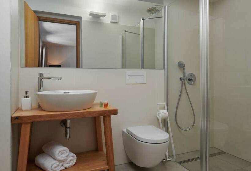 مبيت وإفطار Pension Kristian