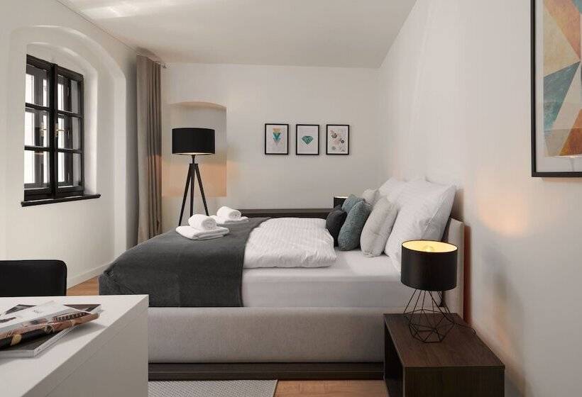 مبيت وإفطار Pension Kristian