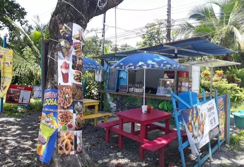 ベッドアンドブレックファースト Puerto Viejo Ancora Blu Hostel