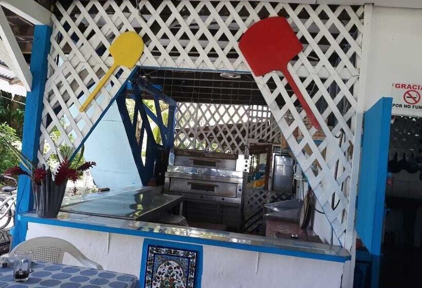 민박 Puerto Viejo Ancora Blu Hostel