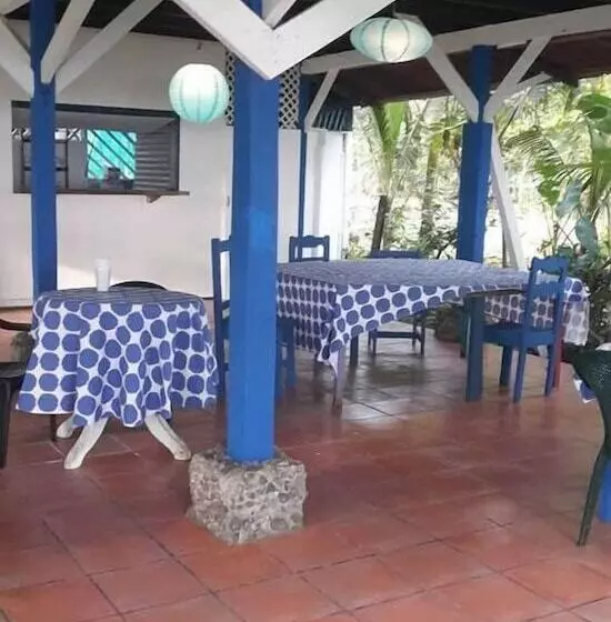 ベッドアンドブレックファースト Puerto Viejo Ancora Blu Hostel