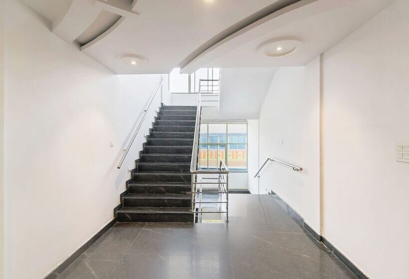 Capital O 35621 Hotel Durga International