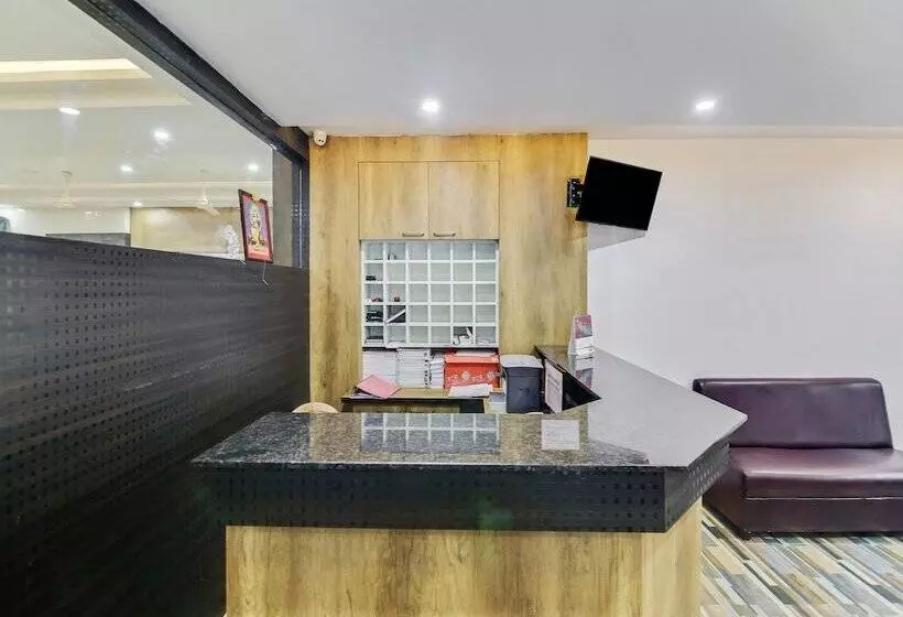 Capital O 35621 Hotel Durga International