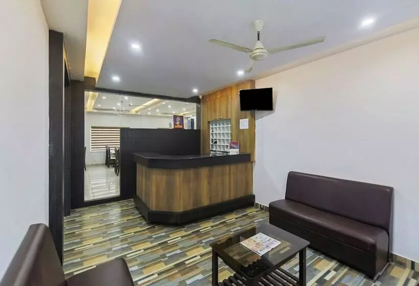 Capital O 35621 Hotel Durga International