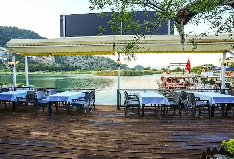 ホテル Dalyan Yagmur