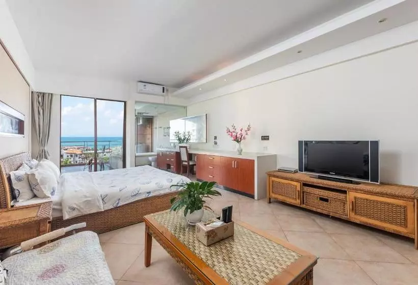 Hotelli Gold Boutique Holiday  Sanyabay（free Cooking &airport Transfer，100 Meters Away From The Beach）