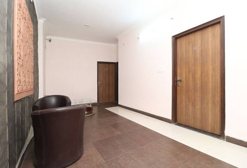 Hotel R K Guest House By Oyo Rooms