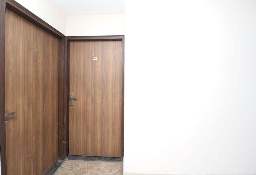 Hotel R K Guest House By Oyo Rooms