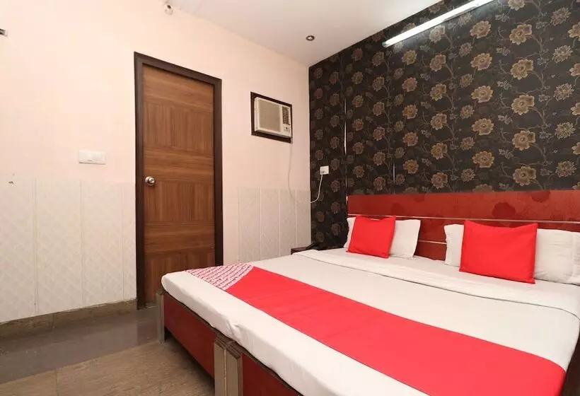ホテル R K Guest House By Oyo Rooms