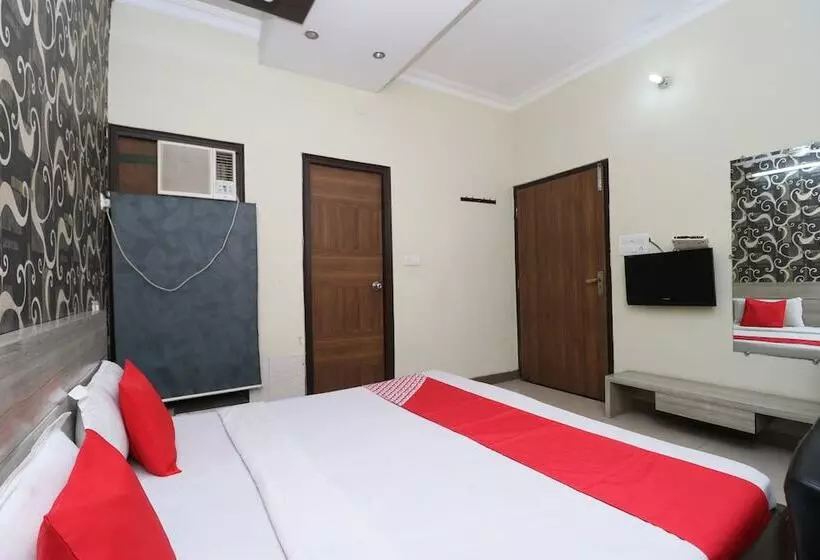 ホテル R K Guest House By Oyo Rooms