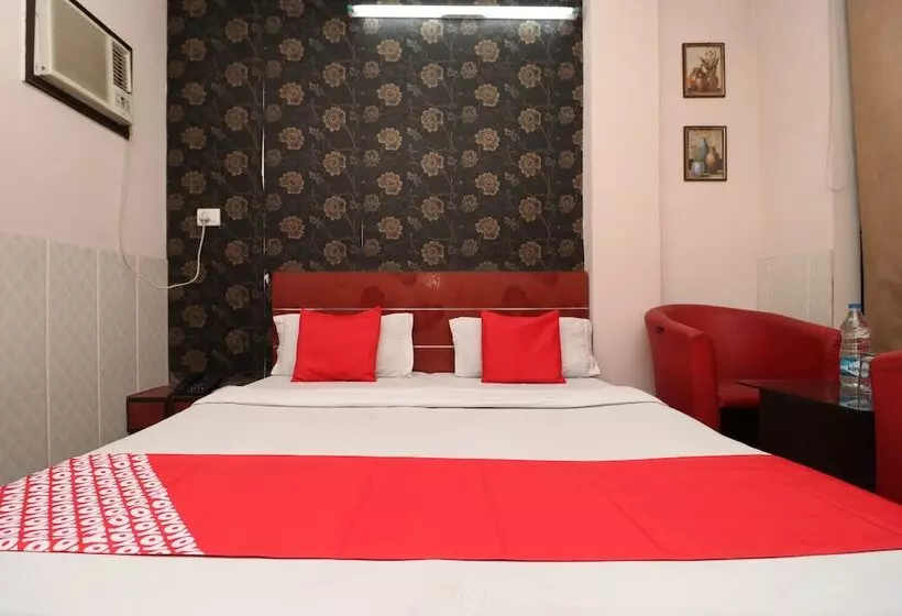 ホテル R K Guest House By Oyo Rooms