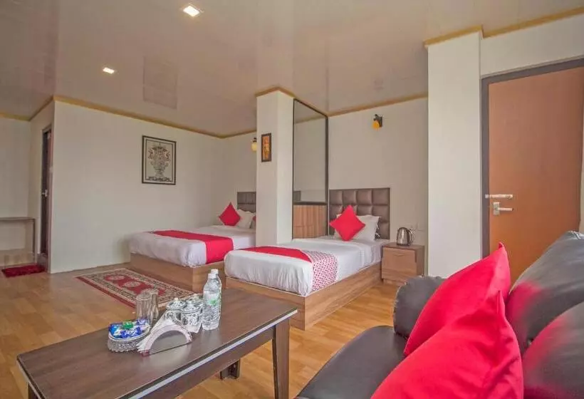 Hotelli Capital O Sinol Retreat