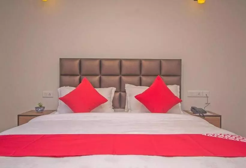 Hotelli Capital O Sinol Retreat