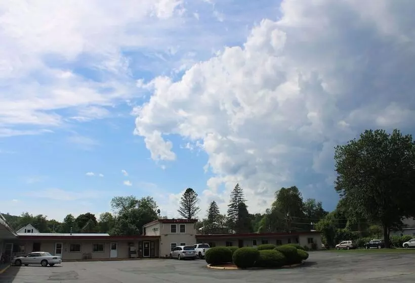 モーテル Claremont Motor Lodge