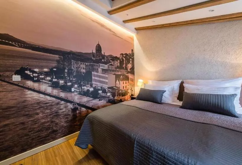 Majatalo Fenice Palace